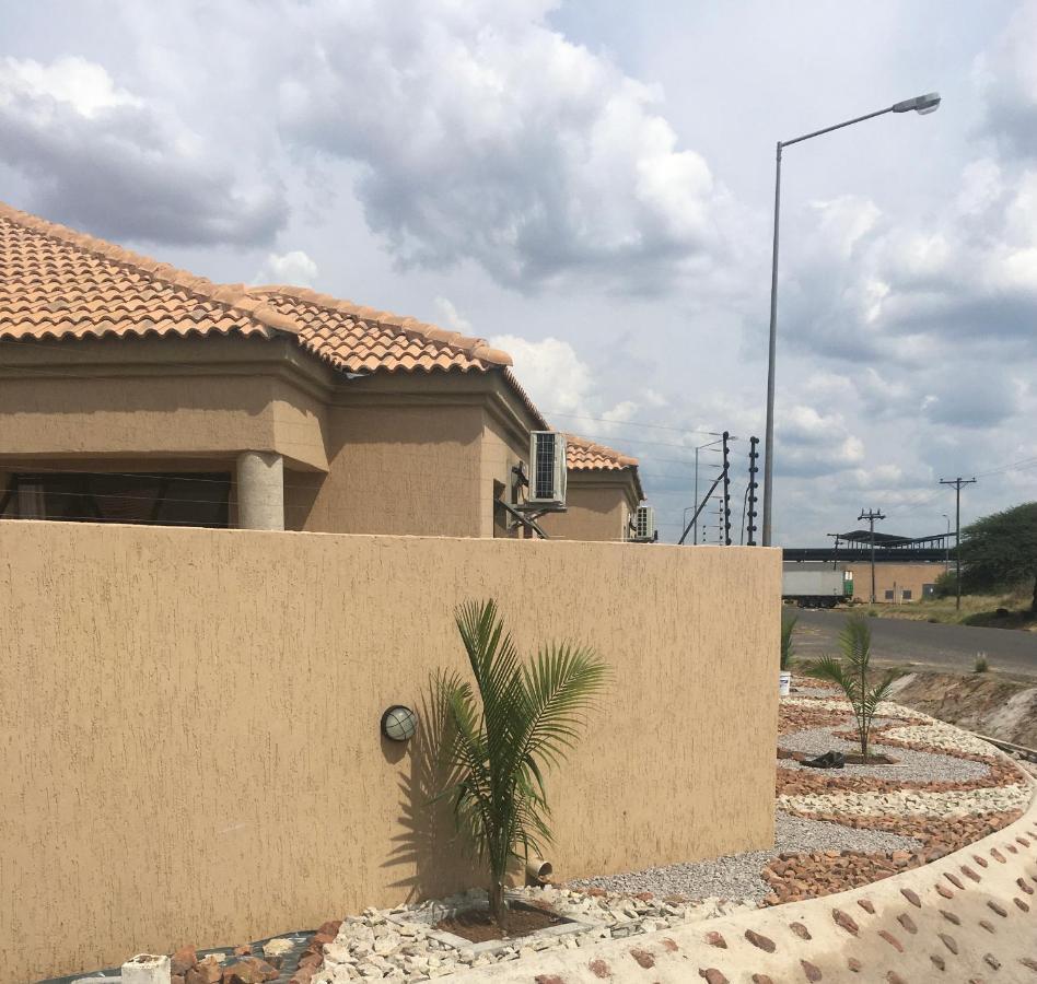 Infinity Bnb Gaborone Exterior foto